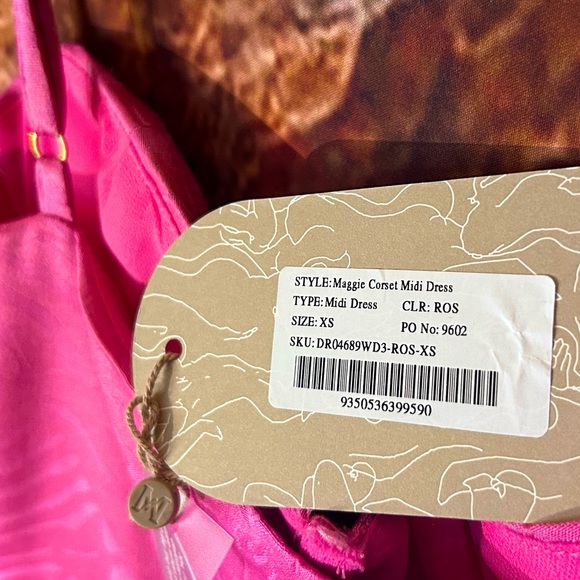 Maggie Corset Midi Dress by Meshki - Picture 11 of 14